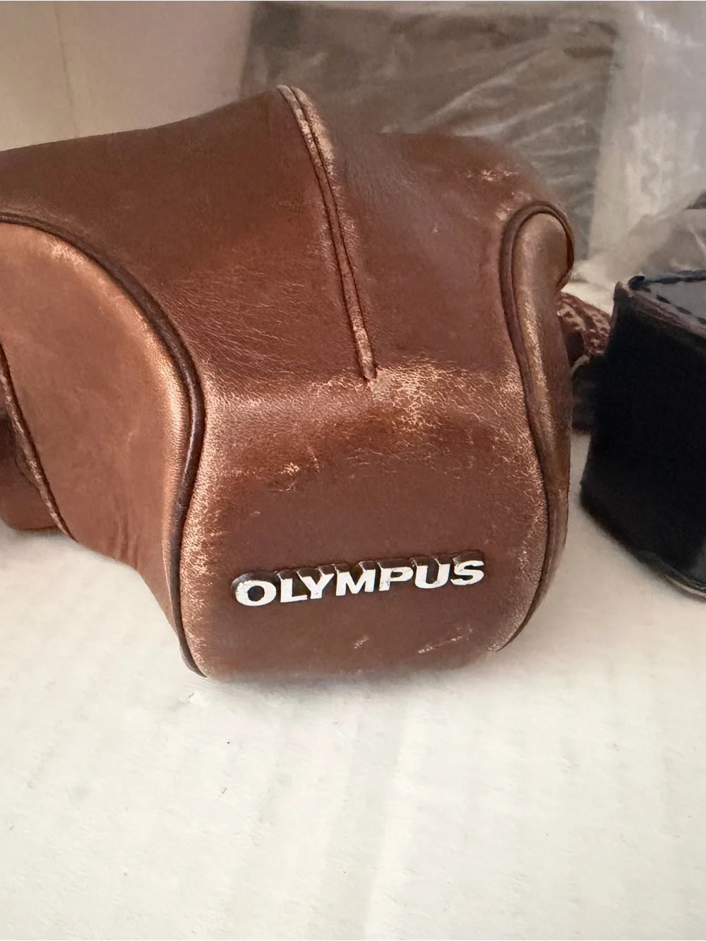 Olympus OM 1 SLR film camera with Original Leather  Case and Accessories
